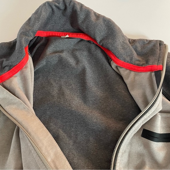 Lululemon Training Jacket Heathered Dark Slate Heathered Mojave Tan 20244 - Picture 5 of 10